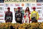 Will Power, Helio Castroneves und Ryan Briscoe in charmanter Begleitung