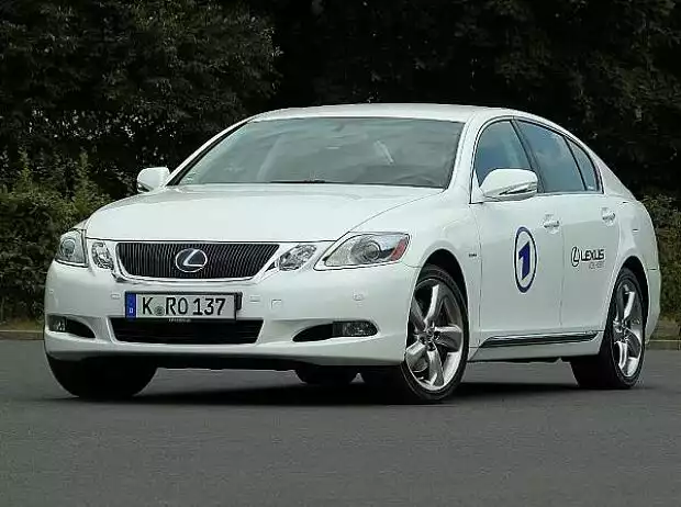 Shuttle-Fahrzeug Lexus GS 450h Titel-Bild zur News: Shuttle-Fahrzeug Lexus GS 450h