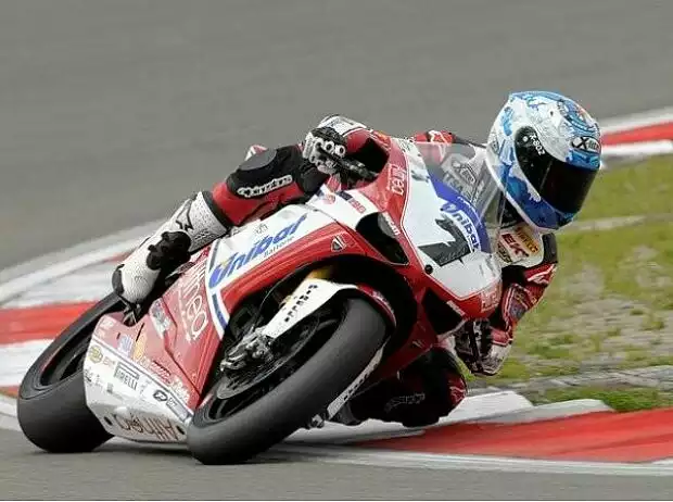 Carlos Checa Titel-Bild zur News: Carlos Checa