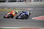 Ben Spies (Yamaha) und Valentino Rossi (Ducati)