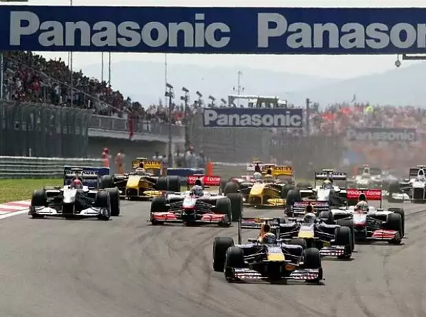 Titel-Bild zur News: Mark Webber, Sebastian Vettel