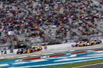 Start zum AdvoCare 500 mit Kasey Kahne (Red Bull) und Clint Bowyer (Childress) an der Spitze