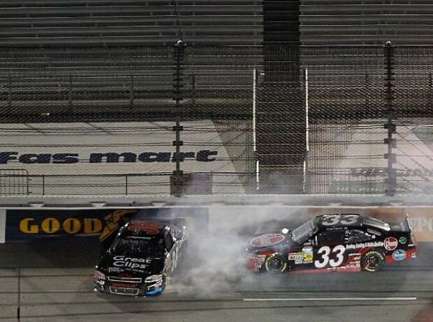 Jason Leffler, Kevin Harvick Jason Leffler, Kevin Harvick