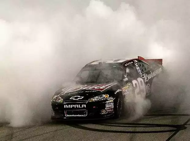 Kevin Harvick Titel-Bild zur News: Kevin Harvick