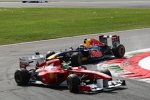 Mark Webber und Felipe Massa kollidieren