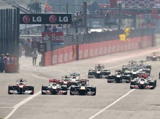 Fernando Alonso, Sebastian Vettel Fernando Alonso, Sebastian Vettel