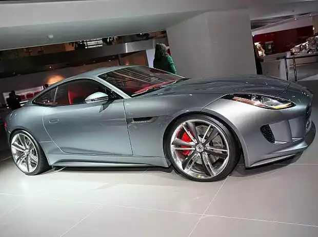 Jaguar C-X 16 Titel-Bild zur News: Jaguar C-X 16