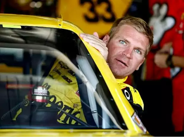 Titel-Bild zur News: Clint Bowyer