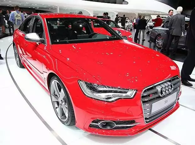 Audi RS5 Coupé Titel-Bild zur News: Audi RS5 Coupé