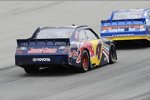 Brad Keselowski (Penske) vor Kasey Kahne (Red Bull)