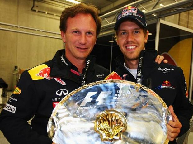 Titel-Bild zur News: Christian Horner (Teamchef), Sebastian Vettel