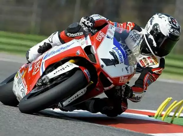 Carlos Checa Titel-Bild zur News: Carlos Checa