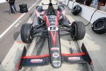 Der Dallara mit den Logos der drei IndyCar-Motorenhersteller 2012