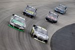 Kyle Busch (Gibbs) und Jimmie Johnson (Hendrick) fuhren in die Top 10