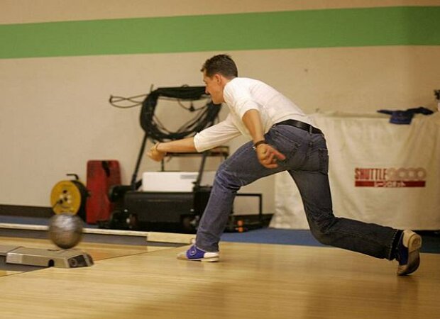 Schumacher beim Bowlen Schumacher beim Bowlen