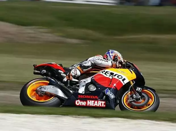 Casey Stoner Titel-Bild zur News: Casey Stoner