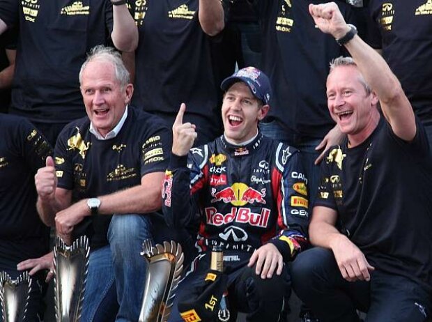 Titel-Bild zur News: Helmut Marko und Sebastian Vettel