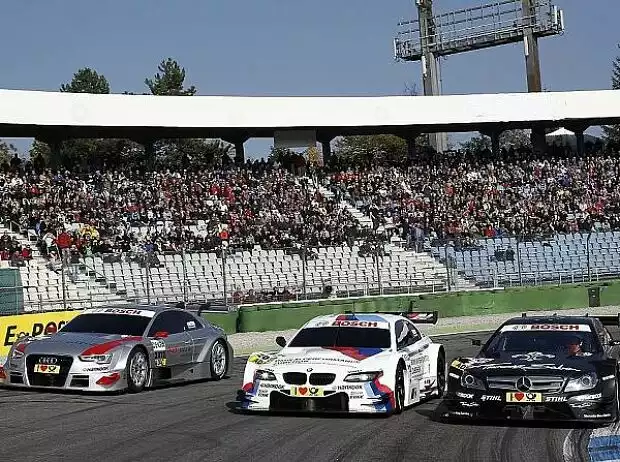 Demorunden der DTM-Autos der Saison 2012 in Hockenheim Titel-Bild zur News: Demorunden der DTM-Autos der Saison 2012 in Hockenheim