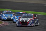 Robert Huff (Chevrolet), Yvan Muller (Chevrolet) und Tom Coronel (ROAL) 