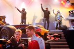 Sebastian Vettel (Red Bull) Martin Tomczyk (Phoenix-Audi) 