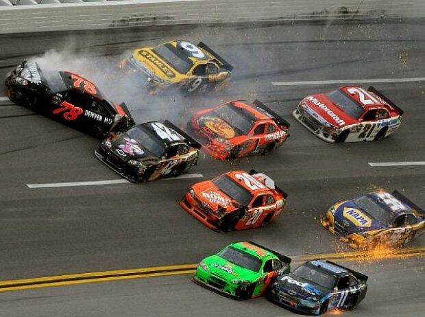 Regan Smith, Mark Martin, Denny Hamlin Regan Smith, Mark Martin, Denny Hamlin