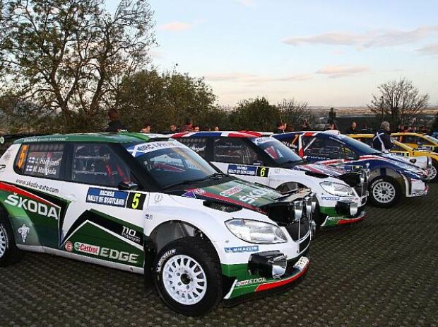 Titel-Bild zur News: Das IRC-Starterfeld bei der Schottland-Rallye 2011