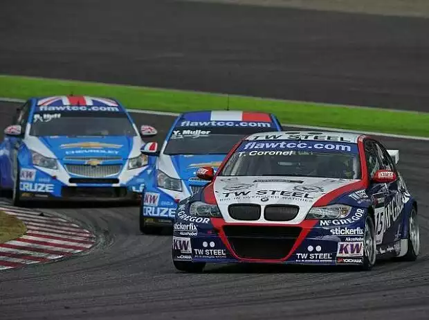 Titel-Bild zur News: Tom Coronel, Yvan Muller, Robert Huff
