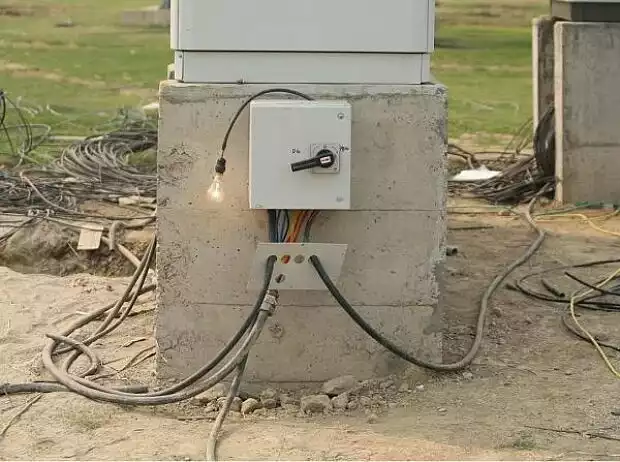 Elektroinstallationen in Indien Titel-Bild zur News: Elektroinstallationen in Indien