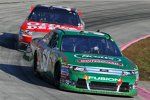 Carl Edwards (Roush) gegen Tony Stewart (SHR) 