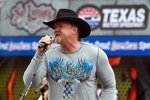 Country-Star Trace Adkins während der Pre-Race Show