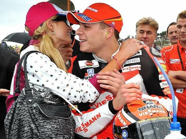 Stefan Bradl, Paris Hilton