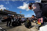 Kasey Kahne (Red Bull) beim Boxenstopp