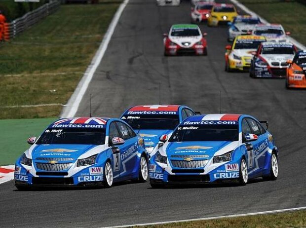 Yvan Muller, Alain Menu, Robert Huff Yvan Muller, Alain Menu, Robert Huff