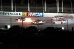 Crash mit Cole Whitt und Landon Cassill