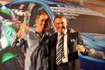Alain Menu (Chevrolet) erhält von Marcello Lotti den Pokal für den dritten WM-Platz