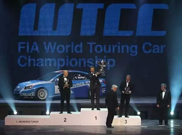 Yvan Muller Titel-Bild zur News: Yvan Muller