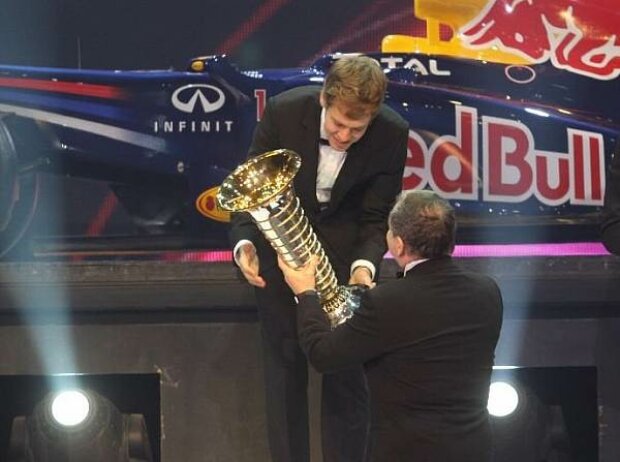 Titel-Bild zur News: Sebastian Vettel, Jean Todt