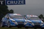 Yvan Muller (Chevrolet) und Robert Huff (Chevrolet) 