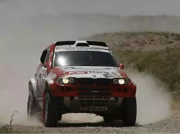BMW Dakar X-raid Titel-Bild zur News: BMW Dakar X-raid