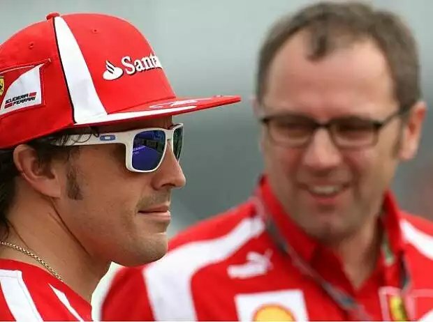 Fernando Alonso, Stefano Domenicali (Teamchef) Titel-Bild zur News: Fernando Alonso, Stefano Domenicali (Teamchef)