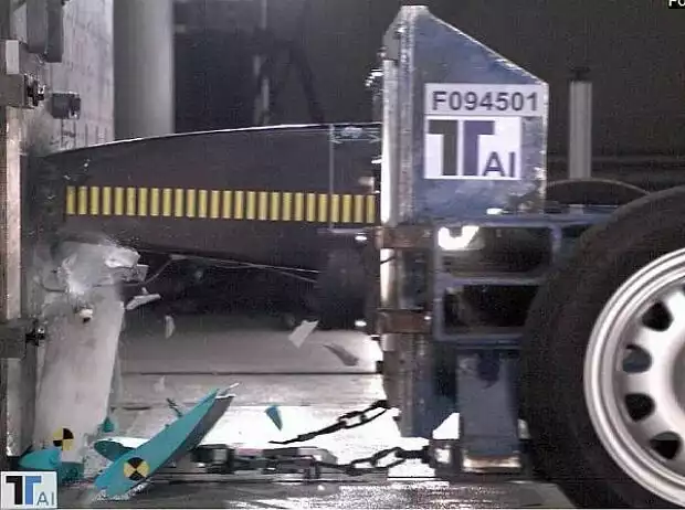 Crash-Test Titel-Bild zur News: Crash-Test