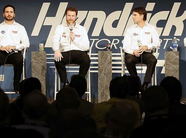 Jimmie Johnson, Dale Earnhardt Jun., Jeff Gordon Jimmie Johnson, Dale Earnhardt Jun., Jeff Gordon
