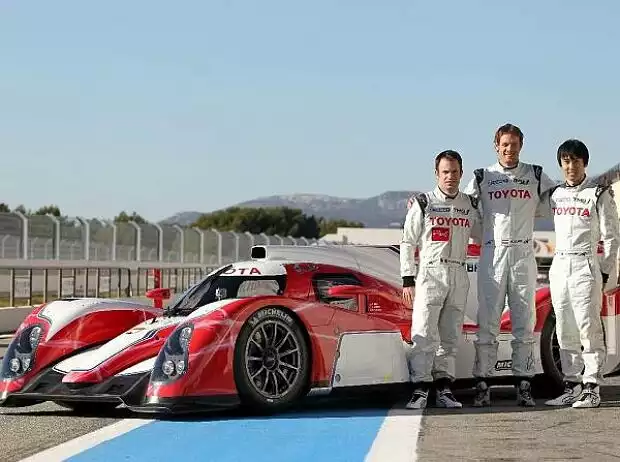Titel-Bild zur News: Alexander Wurz, Kazuki Nakajima, Nicolas Lapierre