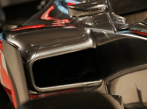 McLaren-Mercedes MP4-27 McLaren-Mercedes MP4-27