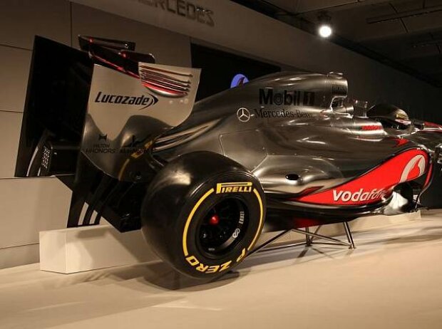 McLaren-Mercedes MP4-27 McLaren-Mercedes MP4-27