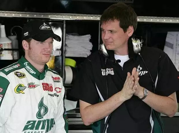 Dale Earnhardt Jun. Steve Letarte Titel-Bild zur News: Dale Earnhardt Jun. Steve Letarte