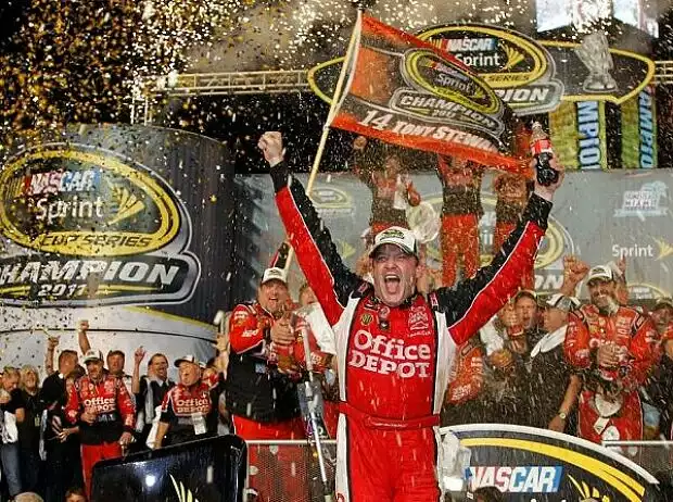 Tony Stewart Titel-Bild zur News: Tony Stewart