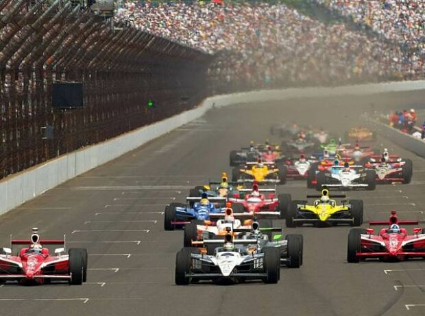Titel-Bild zur News: Indy 500 2011
