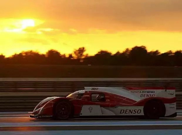 Titel-Bild zur News: Alexander Wurz, Kazuki Nakajima, Nicolas Lapierre