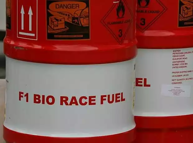 Benzinfässer Titel-Bild zur News: Benzinfässer